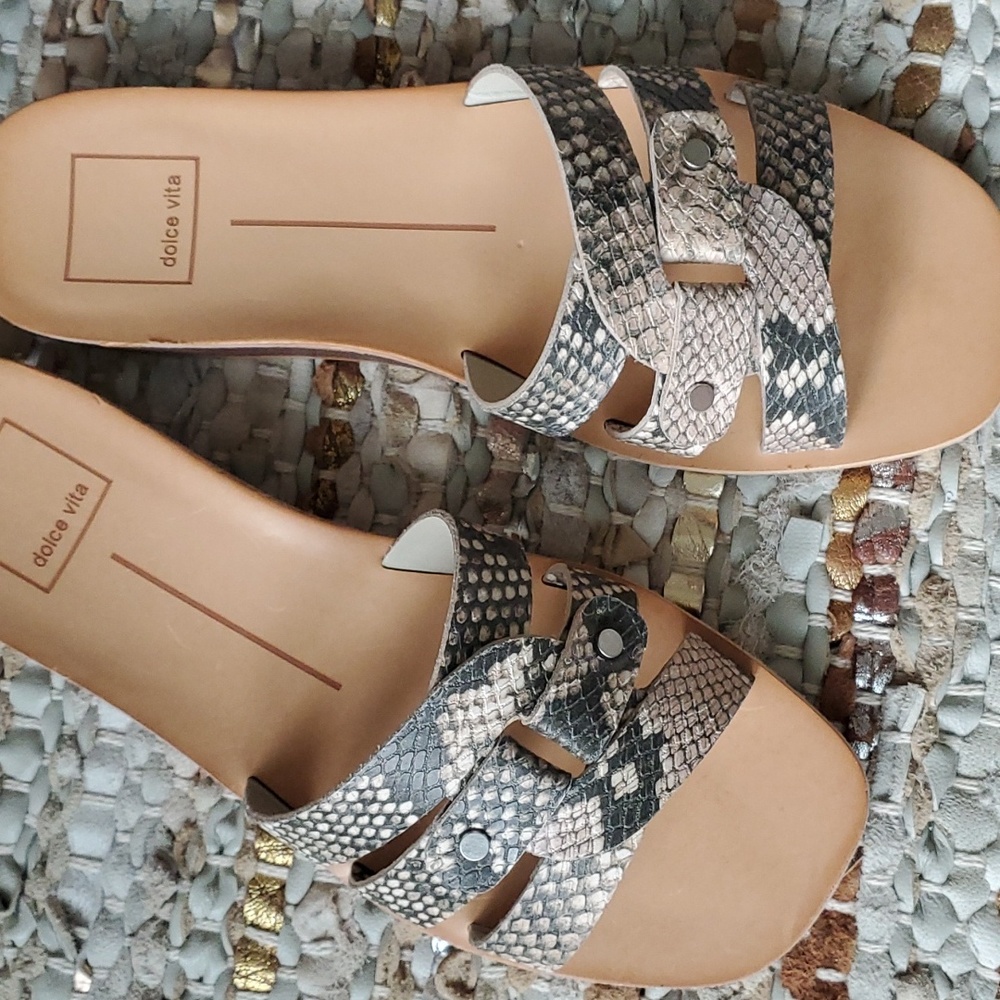 Dolce Vita Cait slide sandal - Picture 3 of 10